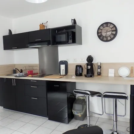 Agreable T2 Avec Piscine アパート Pins-Justaret